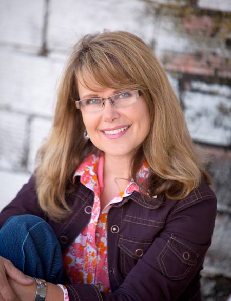 Deborah Swanson Author of Drawing on History Deborah Swanson - Homeschool Art Instruction - Independent Study Art Curriculum